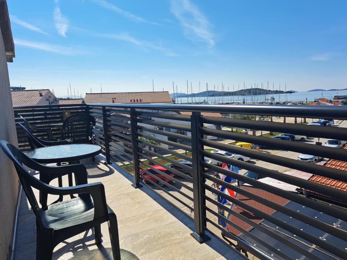 Apartments Centar Водице Екстериор снимка