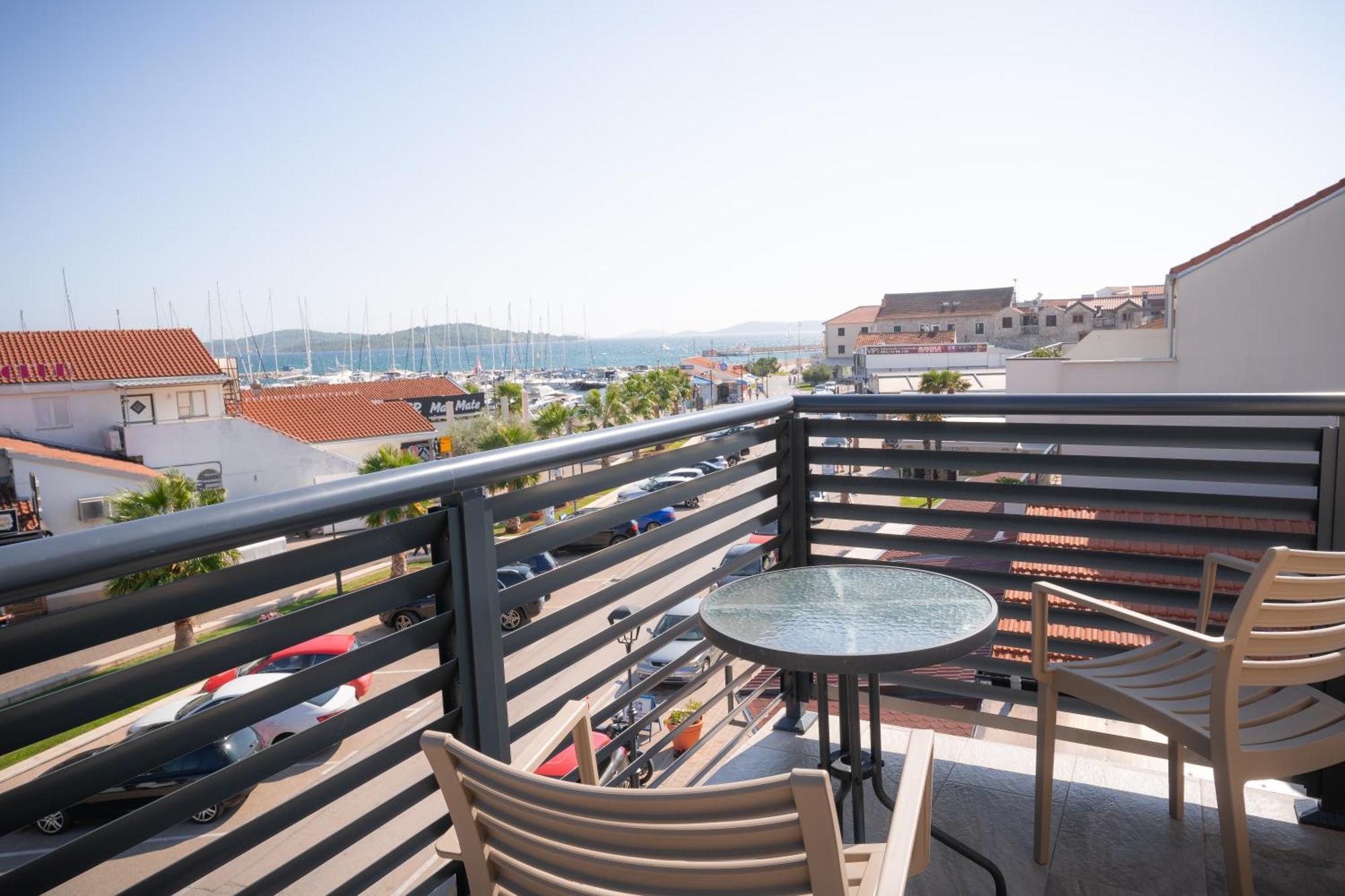 Apartments Centar Водице Екстериор снимка