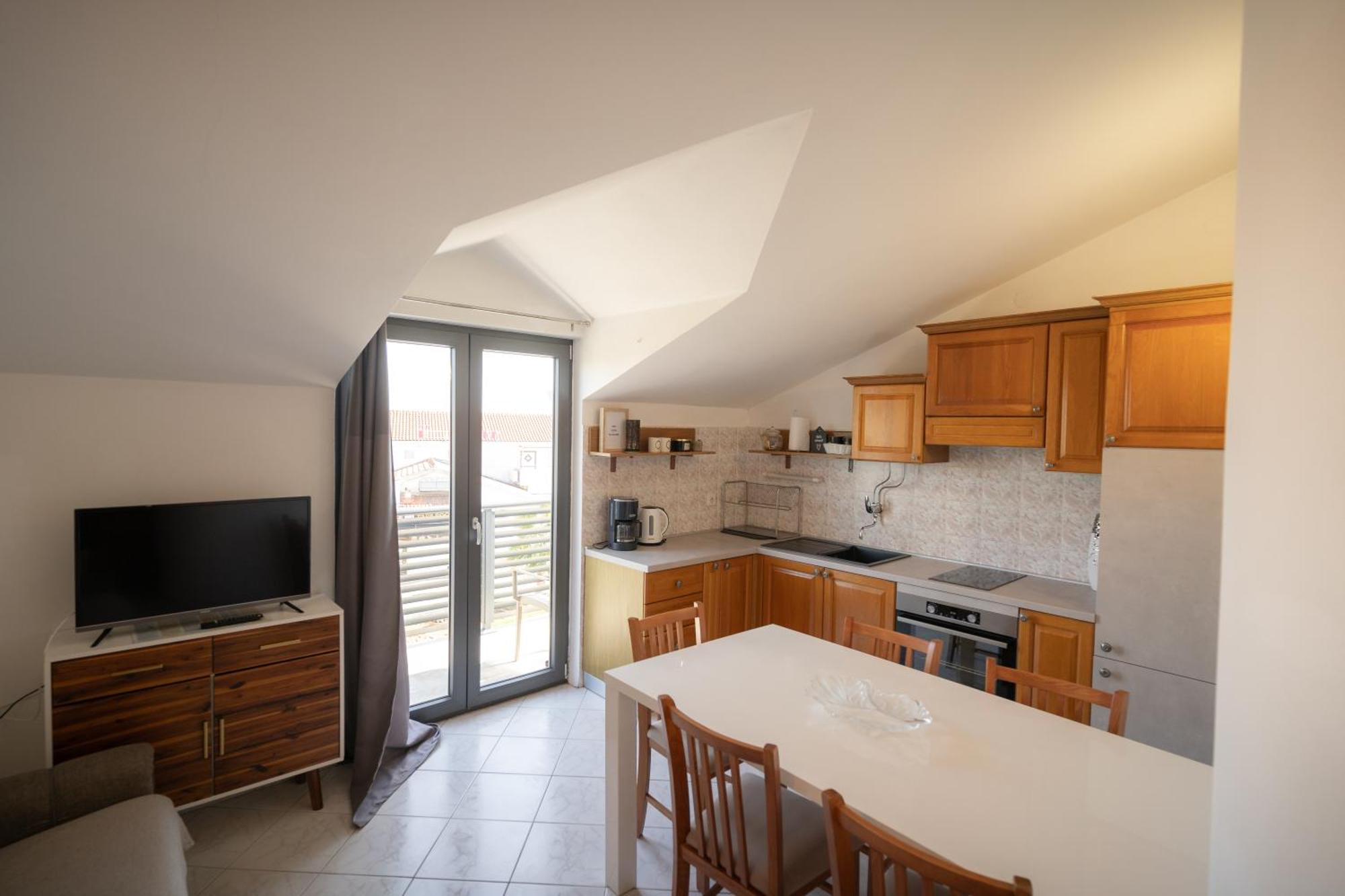 Apartments Centar Водице Екстериор снимка