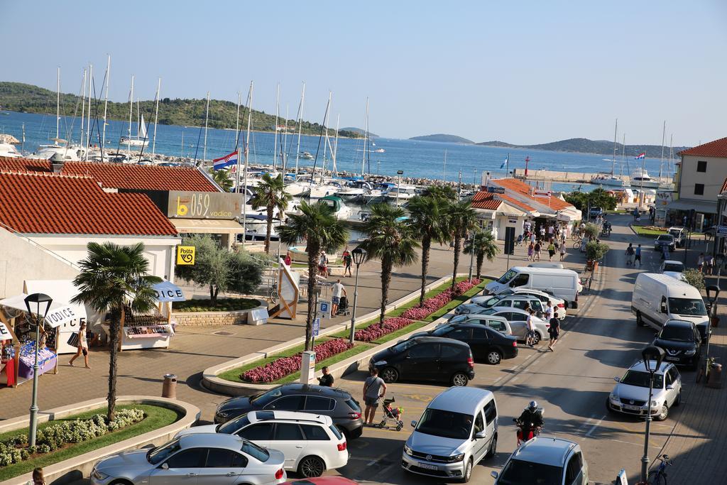 Apartments Centar Водице Екстериор снимка