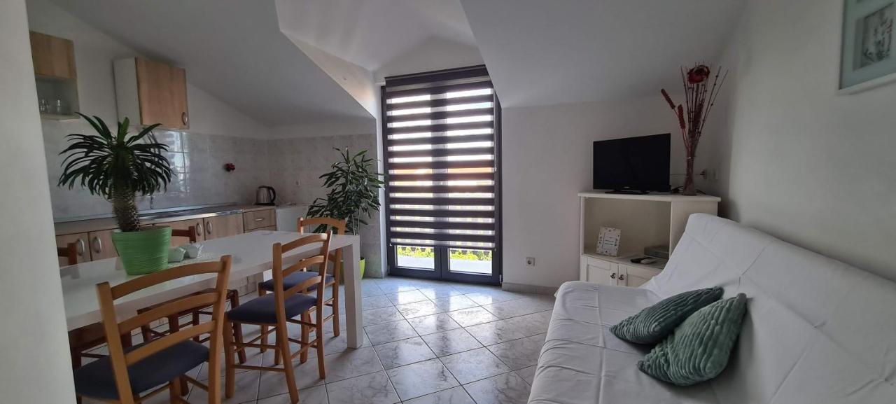 Apartments Centar Водице Екстериор снимка